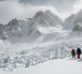 iPhone's Emergency SOS Feature Saves Six Lives in California's Deadliest Avalanche